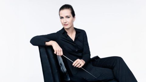 dirigent-konserttur-elena-schwarz Dirigent Elena Schwarz